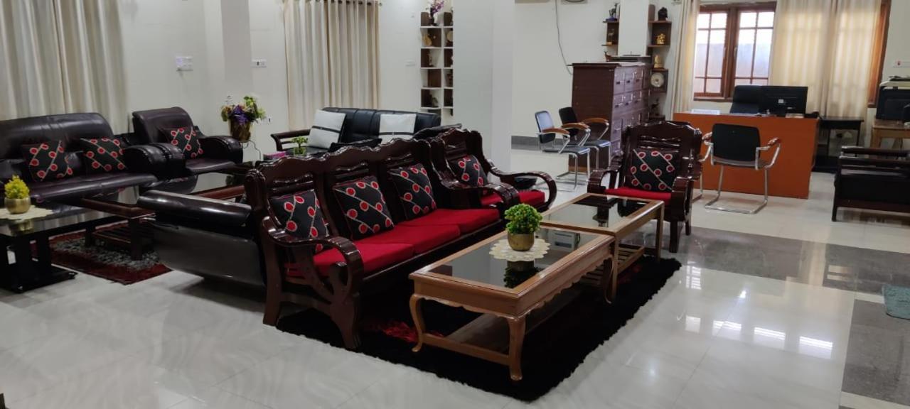 Iranyai Homestay Imphal Luaran gambar